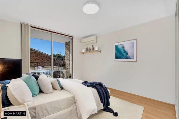 MGM MARTIN - AIR CONDITIONED TWO BEDROOM APARTMENT - Photo 1