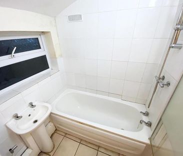 House share to rent - Photo 2