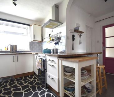 2 bedroom flat to rent - Photo 6