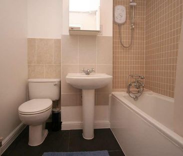 Plough Way, London, SE16 - Photo 6