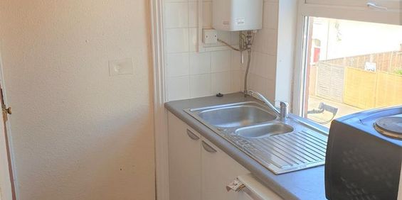 House share to rent - Photo 3