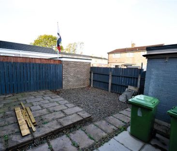 4 bedroom property to rent - Photo 4