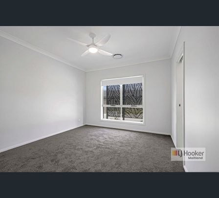 1/24 Tourmaline Drive, Rutherford, NSW 2320 - Photo 1