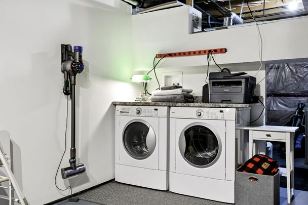 For Lease - 152 Olive Avenue, Oshawa, Ontario - Photo 1