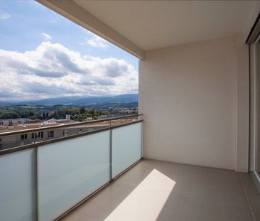 Appartement 3.5 pièces rénové au 11ème étage - Foto 6