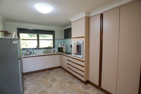 DUAL LIVING OPPORTUNITY - Photo 2