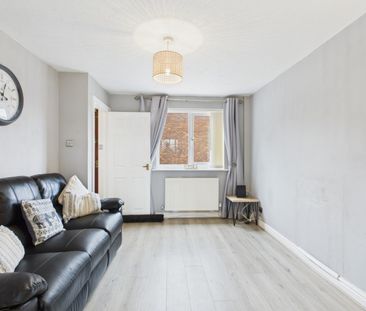 Marwick Close, Standish, Wigan, WN6 0PB - Photo 2