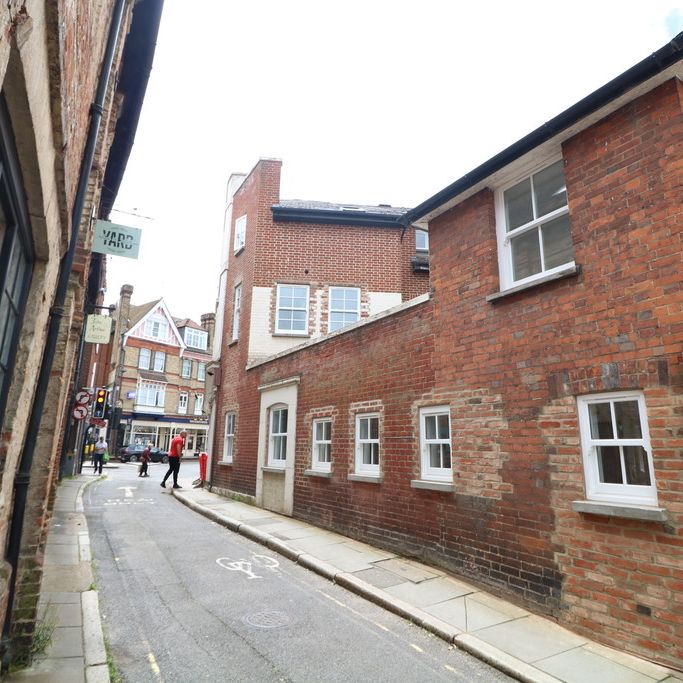 North Street Dorking, Surrey - 1 bedroomProperty for lettings - Seymours - Photo 1