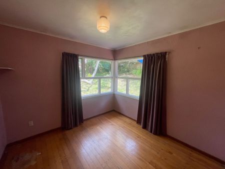 Howe Street Gem&excl; - Photo 5