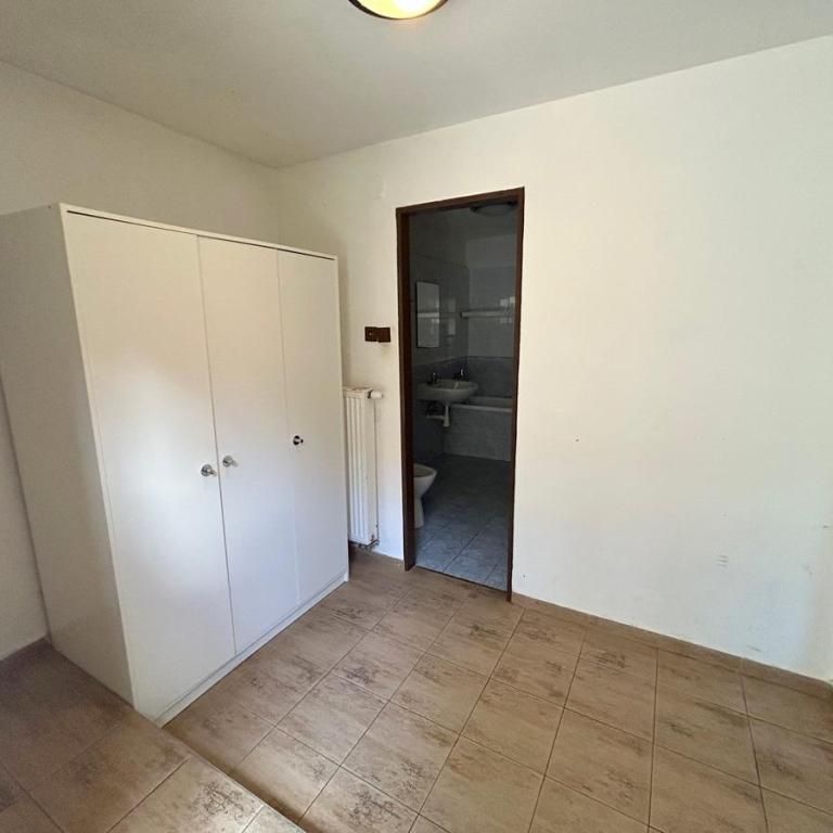 Pronájem bytu 1+kk 35 m2 - Fotografie 1