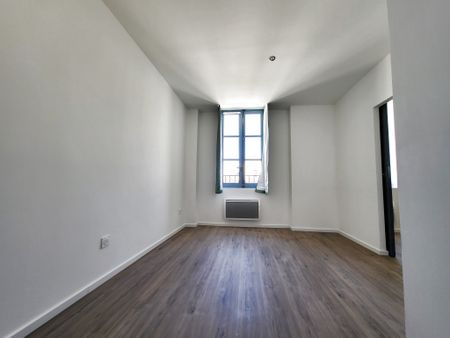 Location Appartement 2 pièces 46m² SOMMIERES 30250 - Photo 4