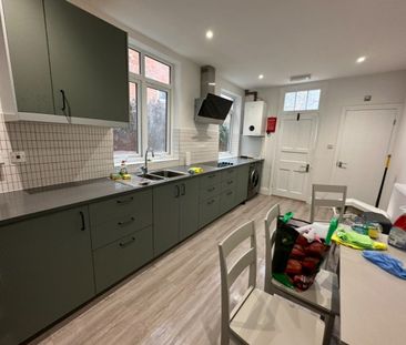 Room in a Shared House, Tennyson St, LE2 - Photo 4