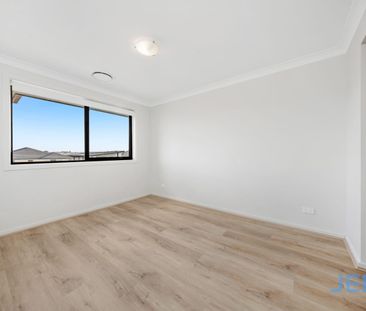 107 Hannanford Ave, Box Hill, NSW 2765 - Photo 4