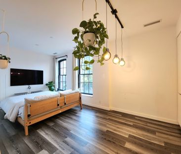 For Lease - 5 St. Joseph Street Unit# 317, Toronto, Ontario - Photo 3