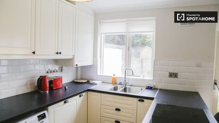 Bed for rent in 4-bedroom house in Stoneybatter, Dublin - Photo 5