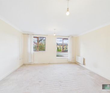 4 bedroom terraced house to rent - Photo 6