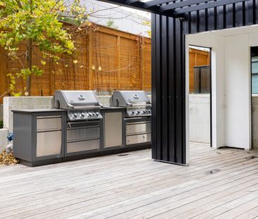 For Lease - 2300 St Clair Avenue Unit# 112, Toronto, Ontario - Photo 6