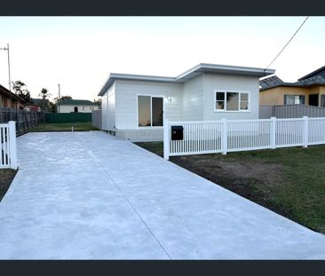 16 Vena Avenue, Gorokan, NSW 2263 - Photo 5