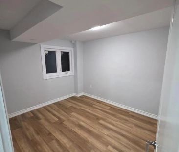 9 BOXDENE AVENUE - Photo 2