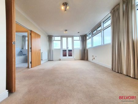 2 bedroom penthouse to rent - Photo 2