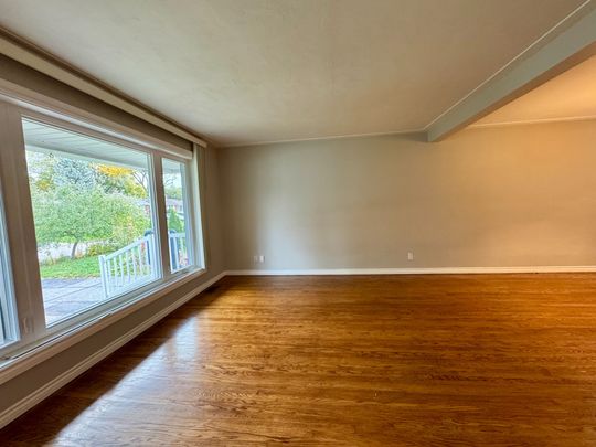 For Lease - 30 Ivordale Crescent Unit# Main, Toronto, Ontario - Photo 1