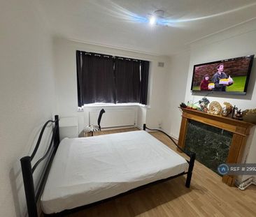 1 bedroom in a house share to rent - Photo 6