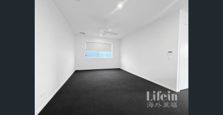 For Lease: Spacious 4‑Bed / 2‑Bath House with Double Garage – Rochedale QLD 4123 - Photo 2