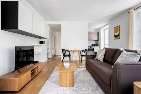 Rue d'Astorg - Photo 4