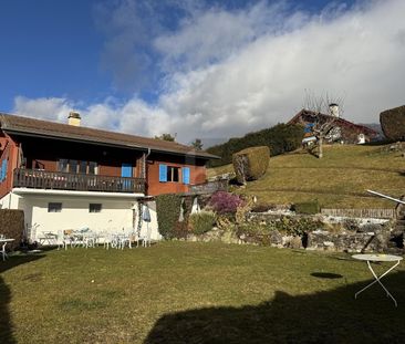 CHARMANTE AVEC JARDIN ET VUE LAC – CADRE PAISIBLE - Photo 5