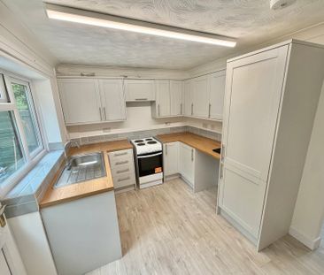 Amber Mead, Taunton, Somerset - Photo 4
