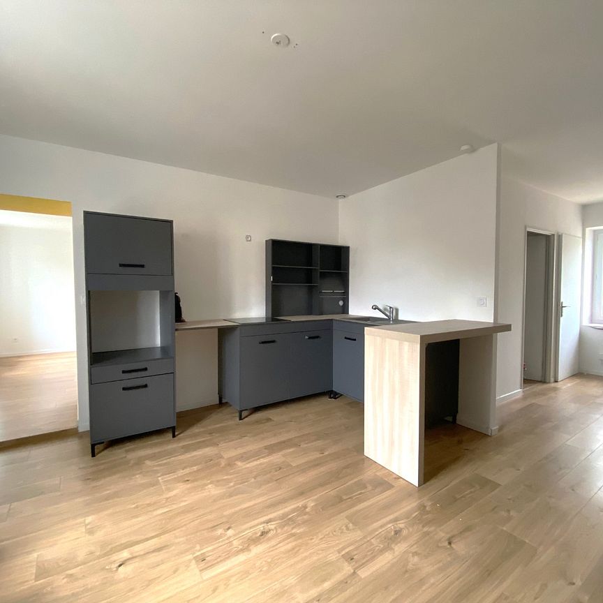 MARLIEUX- Appartement 4 pièces – 135.08m² - Photo 2