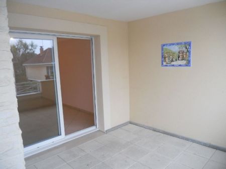 Location Appartement 3 pièces 65m² STE GENEVIEVE DES BOIS 91700 - Photo 5