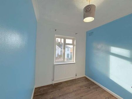 Brackley Road, Bedford, MK42 - Photo 4