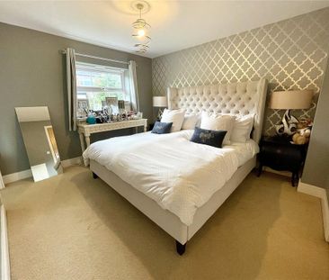 4 bedroom terraced house to rent - Photo 5