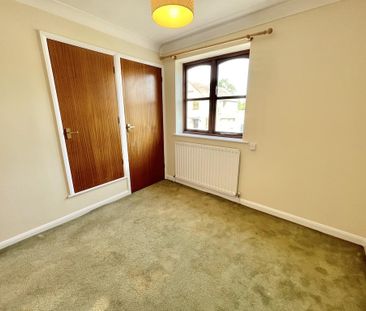 2 bedroom semi-detached house to rent - Photo 3