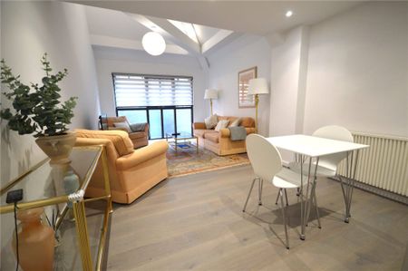 1 Bedroom - Old Station Approach, Winchester - Photo 2