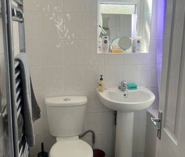 Room in a Shared House, St. Ann's Road, N15 - Photo 6