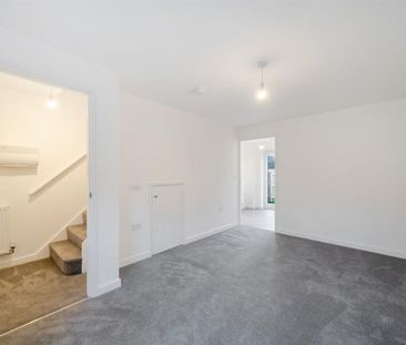 2 bedroom semi-detached house to rent - Photo 1