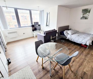 Studio to rent - Photo 1