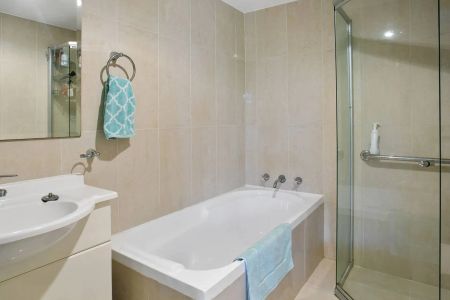 Spacious One-Bedroom - Photo 2