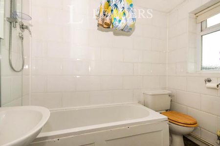 2 bedroom terraced house to rent - Photo 4