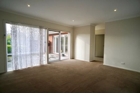 28 William Street, - Photo 4