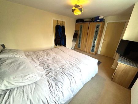 Part-Furnished Two Double Bedroom Apartment on Greenwood Road, Wythenshawe. - Photo 2