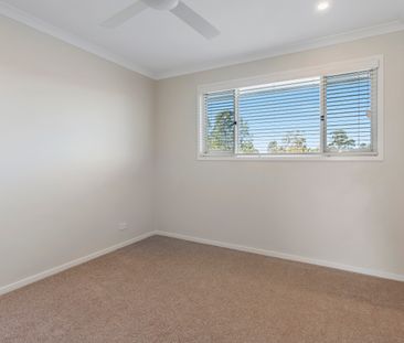 37 Hotham Close, North Lakes QLD 4509 - House For Rent - $1,400 | D... - Photo 4