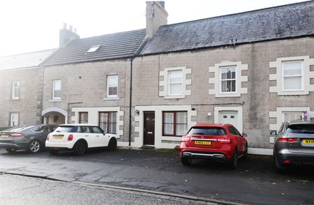 2 Bed Flat - Ground Floor - Photo 4