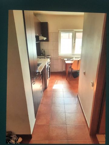 Obor langa metrou bloc reabilitat - Fotografie 4