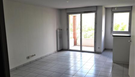 location Appartement T2 DE 41.79m² À TOULOUSE - Photo 2