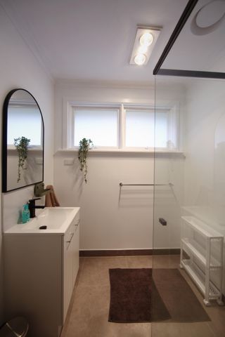 Mount Waverley - Photo 4