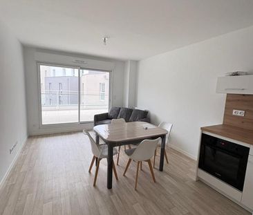 Location Appartement 2 pièces Meublé 40m² LE RELECQ KERHUON 29480 - Photo 4