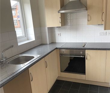 A 2 bedroom mid-terraced house. - Photo 1